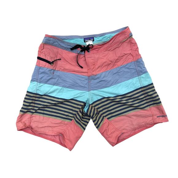 Patagonia Size 34 Men's Wavefarer Boardshorts 21” - Picture 1 of 5